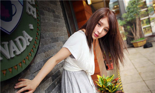宝应想找一个女性生孩子给报酬-｛找个女人生孩子多少钱｝